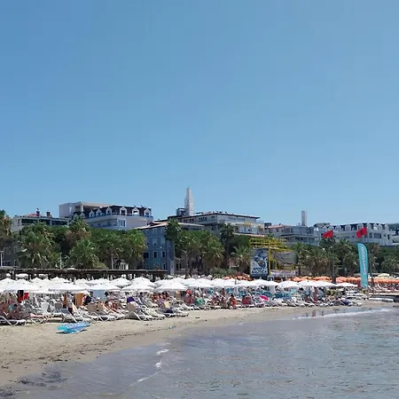 Hotel Danis