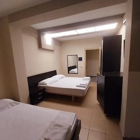 Danis Hotel 4*