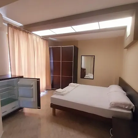 Hotel Danis