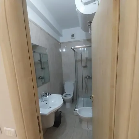 Danis 4*